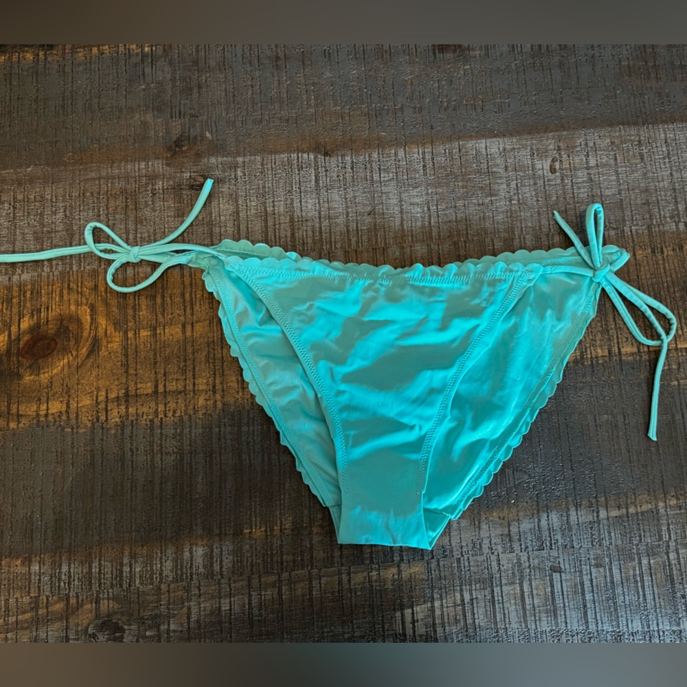 👙Womens Bikini Bottoms Mint Green Victoria’s Secret Brand Ruched Butt Tie Sides